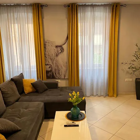 Apartman Golden Gate Pula